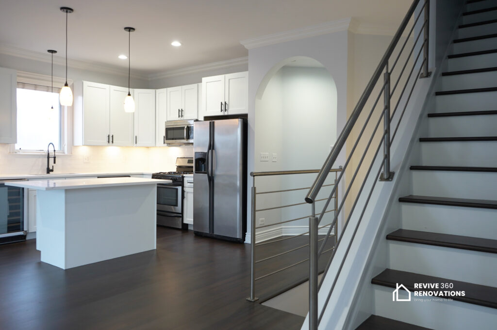 Complete Kitchen, Fireplace & Flooring Renovation in University Village, Chicago - photo 3
