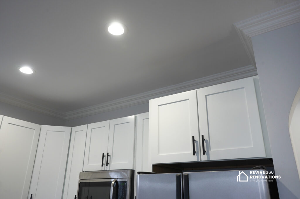 Complete Kitchen, Fireplace & Flooring Renovation in University Village, Chicago - photo 4