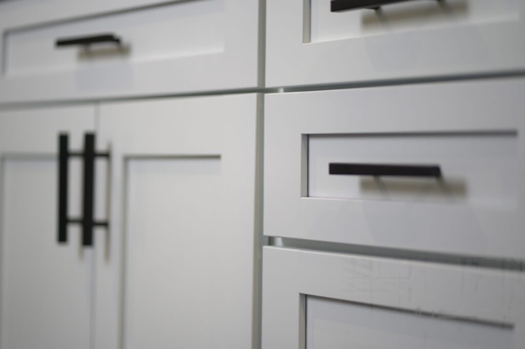 Complete Kitchen, Fireplace & Flooring Renovation in University Village, Chicago - photo 6