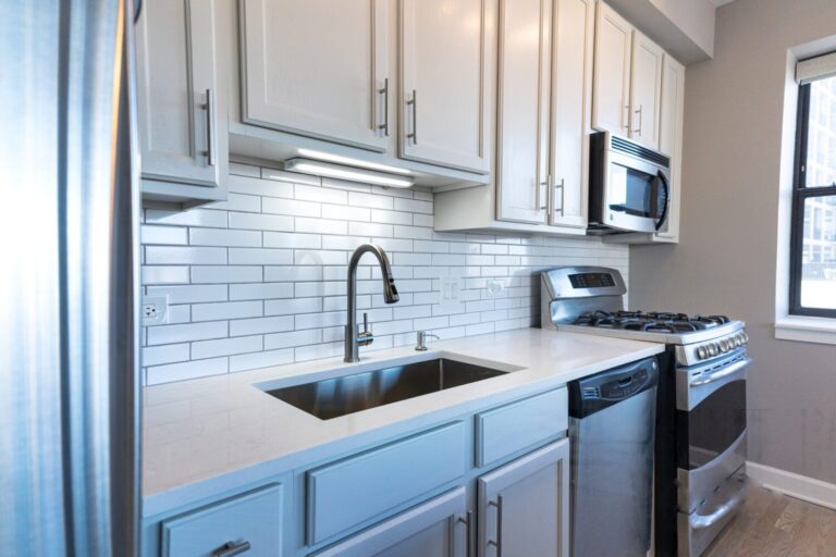 How Tall Are Kitchen Cabinets